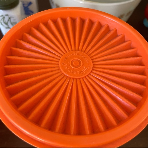 Vintage Tupperware Servalier Orange Canister Collection🧡 - Picture 5 of 10